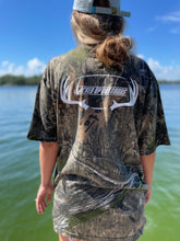 Load image into Gallery viewer, Horns Short Sleeve Pocket Tee in Mossy Oak DNA Camo